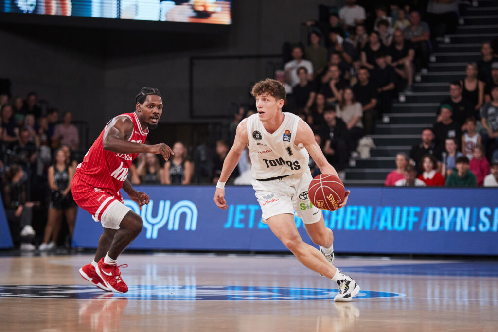 Niklas Krause beim Drive gegen Würzburg