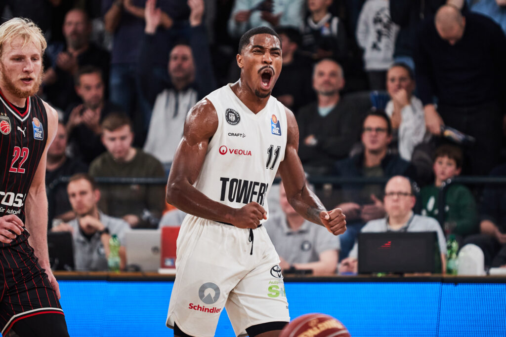 Jubel Will Christmas gegen Bamberg