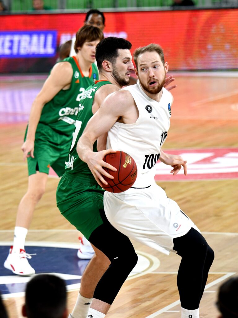 Postmove Alkesander Dziewa in Ljubljana