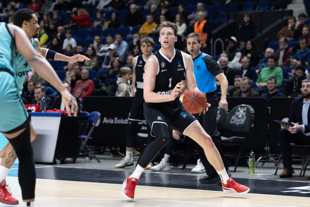 Wurf Lukas Meisner in Vilnius