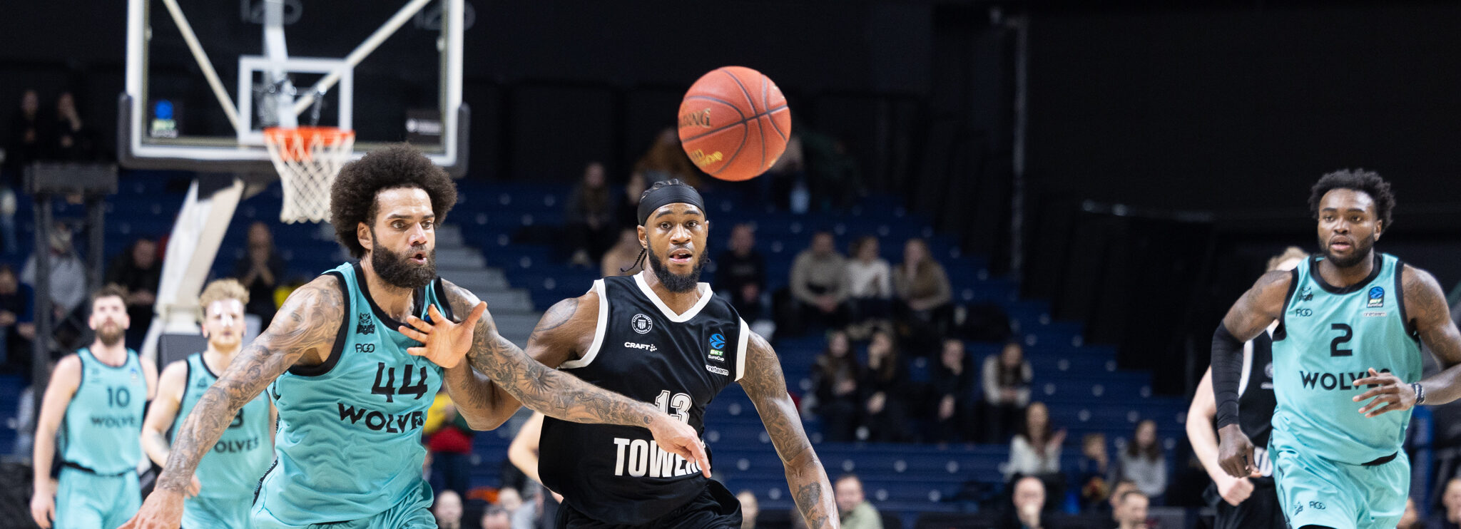 VJ King Kampf um den Ball in Vilnius
