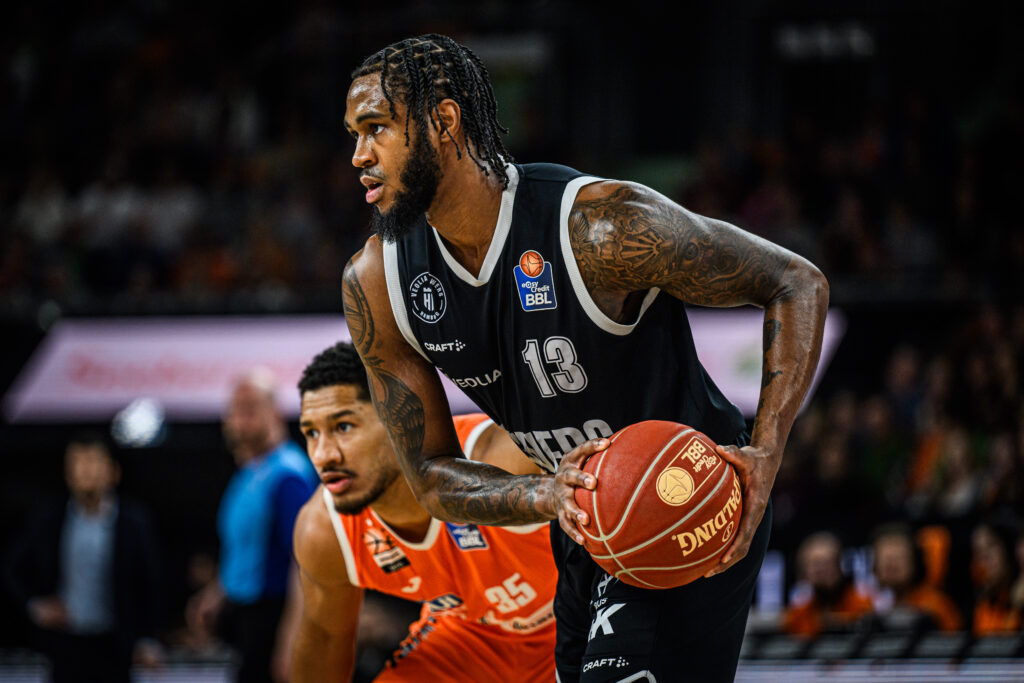 VJ King am Ball in Ulm