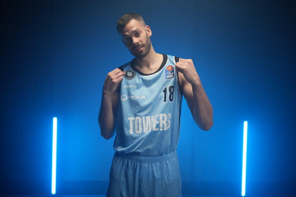 Jonas Wohlfarth-Bottermann mit Sondertrikot