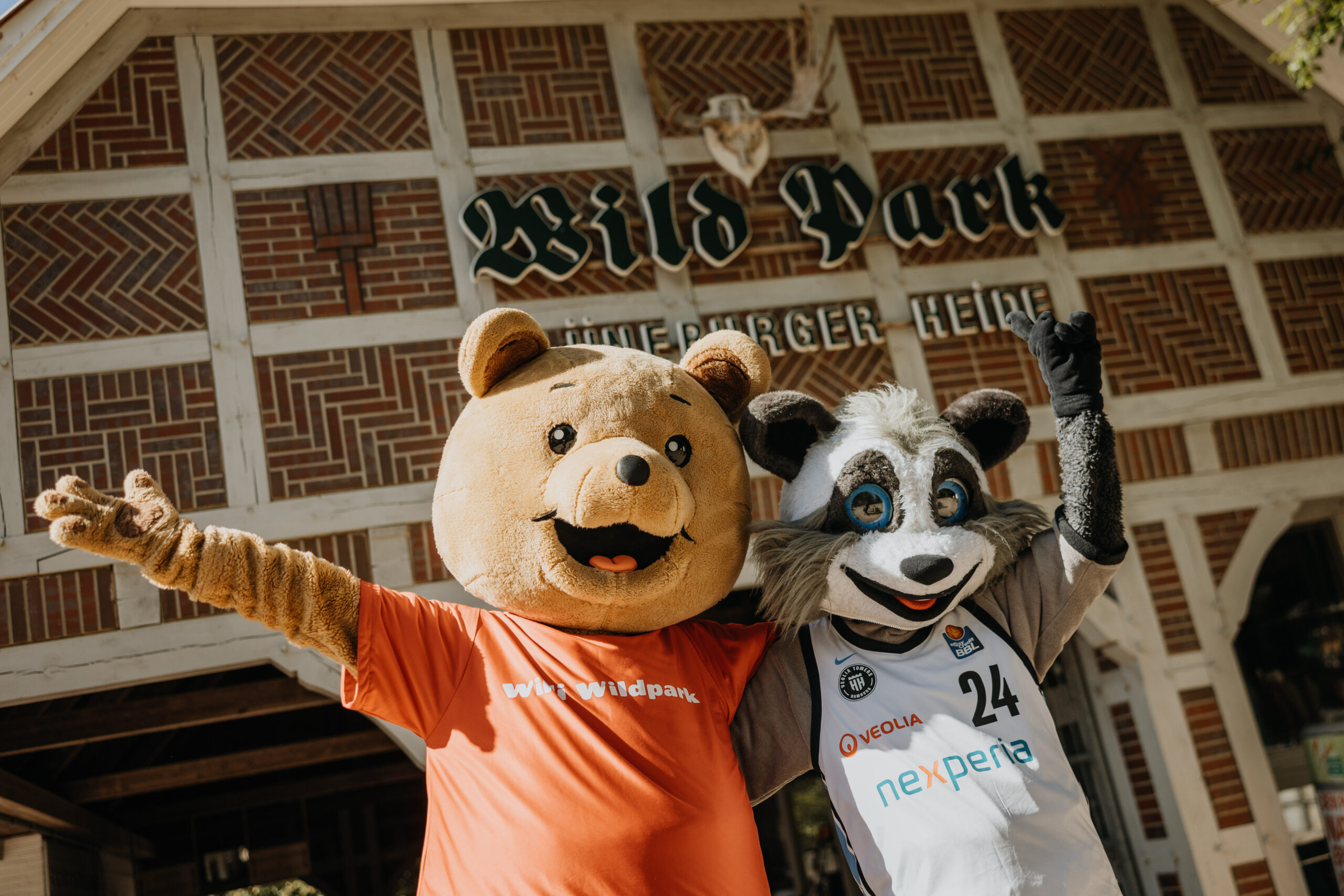 Veolia Towers und Wildpark Lüneburger Heide starten tierisch gute Partnerschaft